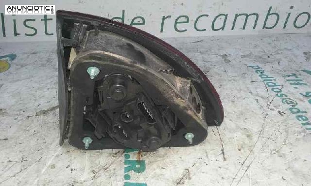 Piloto trasero izquierdo 3335305 seat