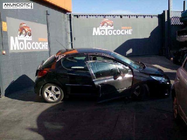 Salpicadero de peugeot - 207.