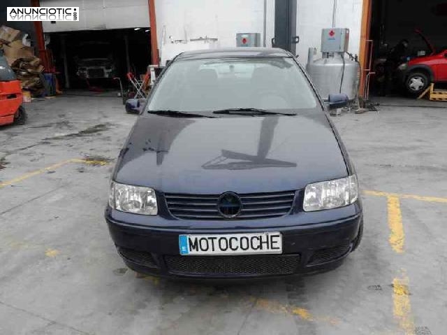 Porton trasero de volkswagen - polo