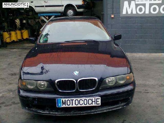 Salpicadero de bmw - serie 5.