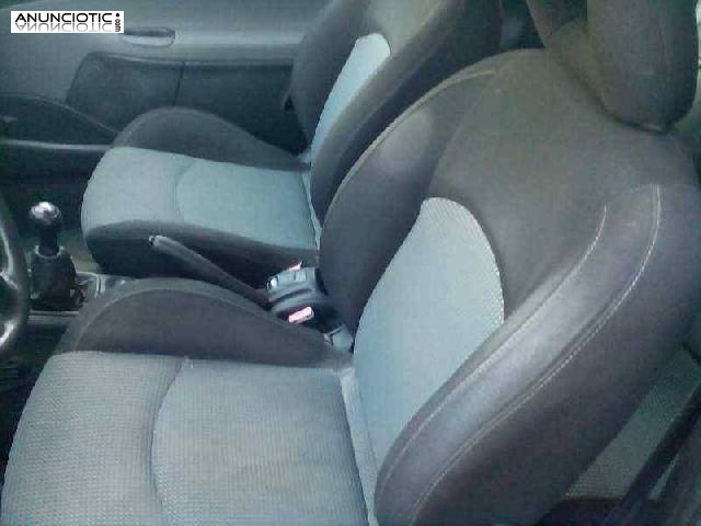 Salpicadero de peugeot - 206. 357916