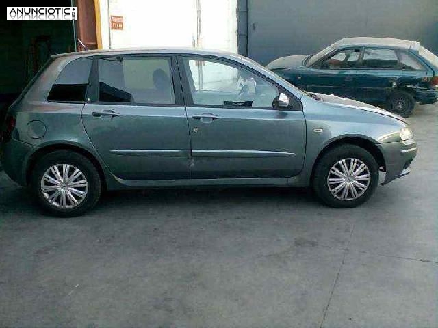 Porton trasero de fiat - stilo 381371