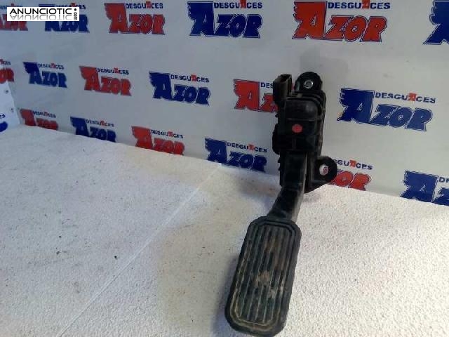 644088 pedal toyota land cruiser 3.0