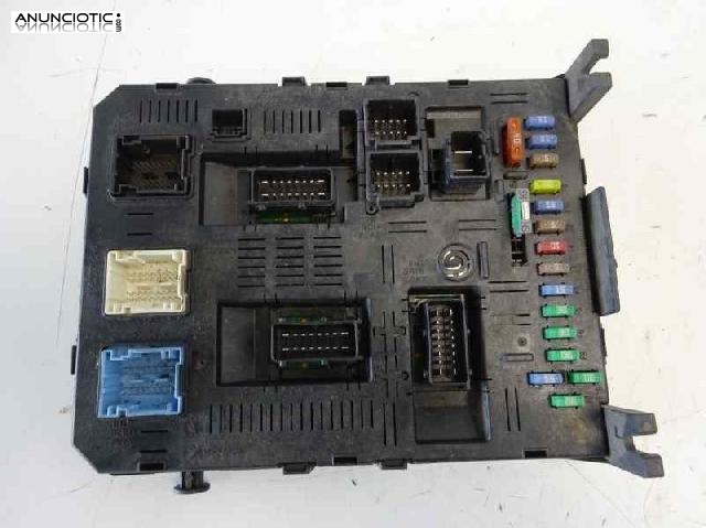 685786 caja citroen c4 berlina