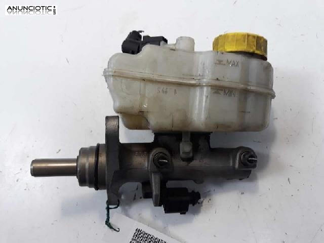 561387 bomba volkswagen polo advance