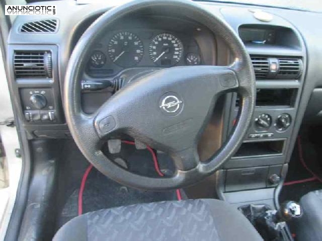 Despiece de opel astra g año 2000