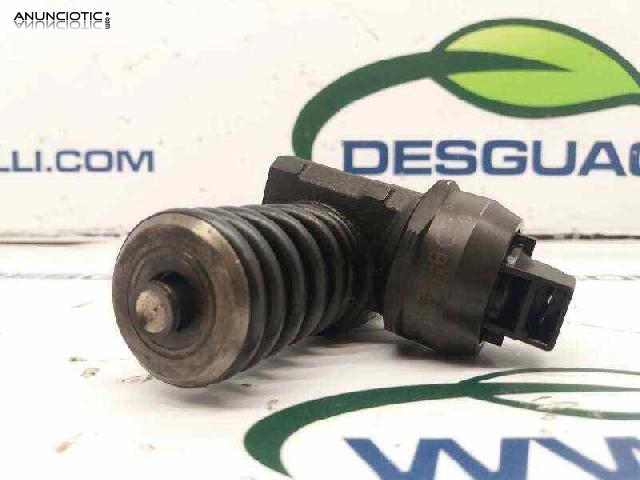 Inyector 1703735 de seat r-038130073aj