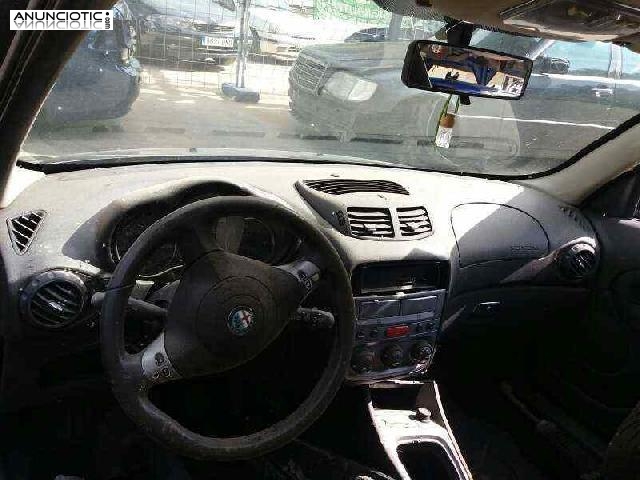 Piloto 2058592 de alfa romeo 147 2005