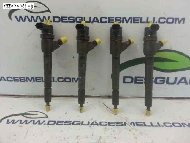 Inyector 1613135 de opel r-0445110083