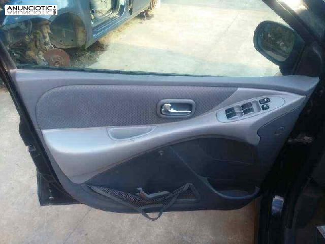 Radio cd nissan almera tino (v10m)