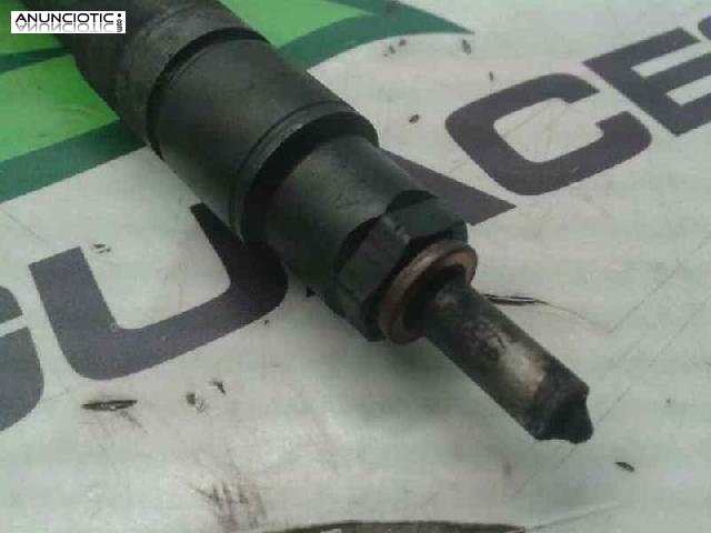 Inyector 1717745 de skoda r-028130203f