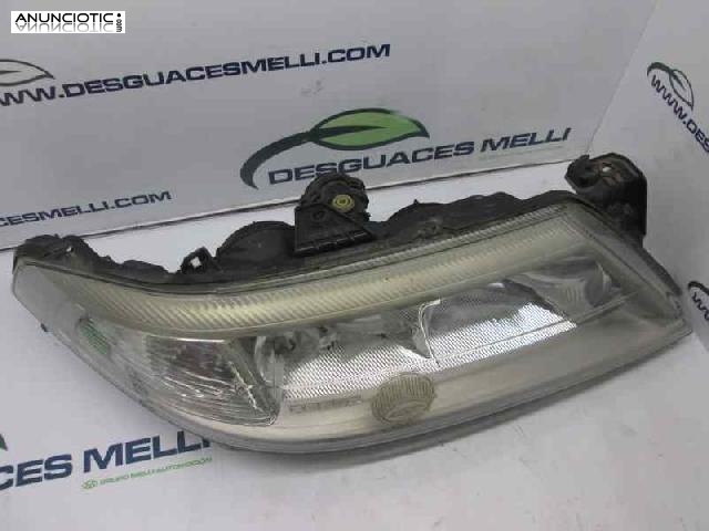 Faros 720045 de renault laguna 2002