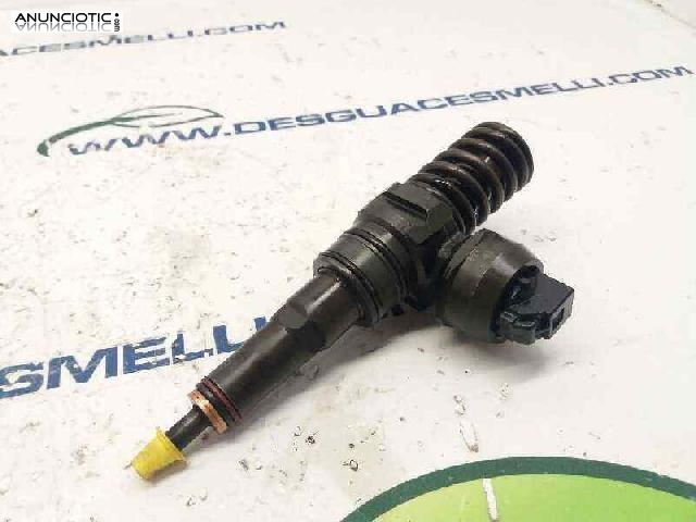 Inyector 2067505 de seat r-038130073al