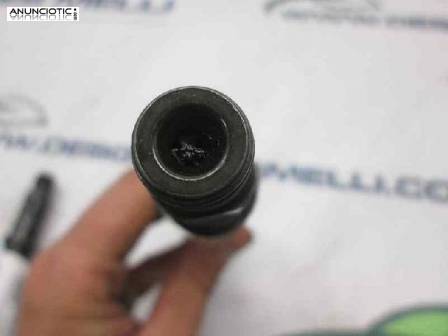 Inyector 738157 de audi r-059130201e