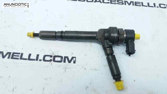 Inyector 1897580 de opel r-0445110175