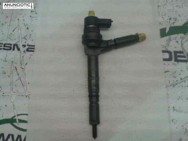 Inyector 1895993 de opel r-0445110175