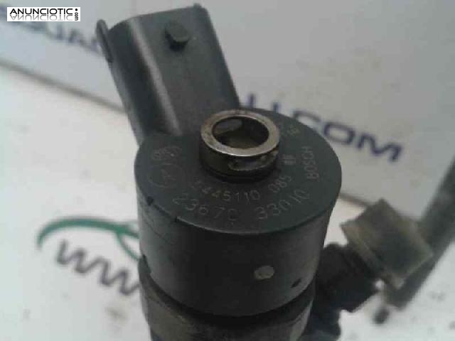 Inyector 1694767 de toyota r-2367033010