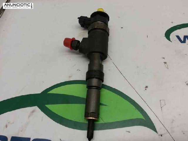 Inyector 1037999 de peugeot