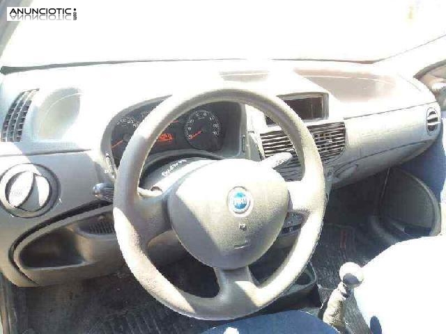 Despiece 13021 de fiat punto berlina