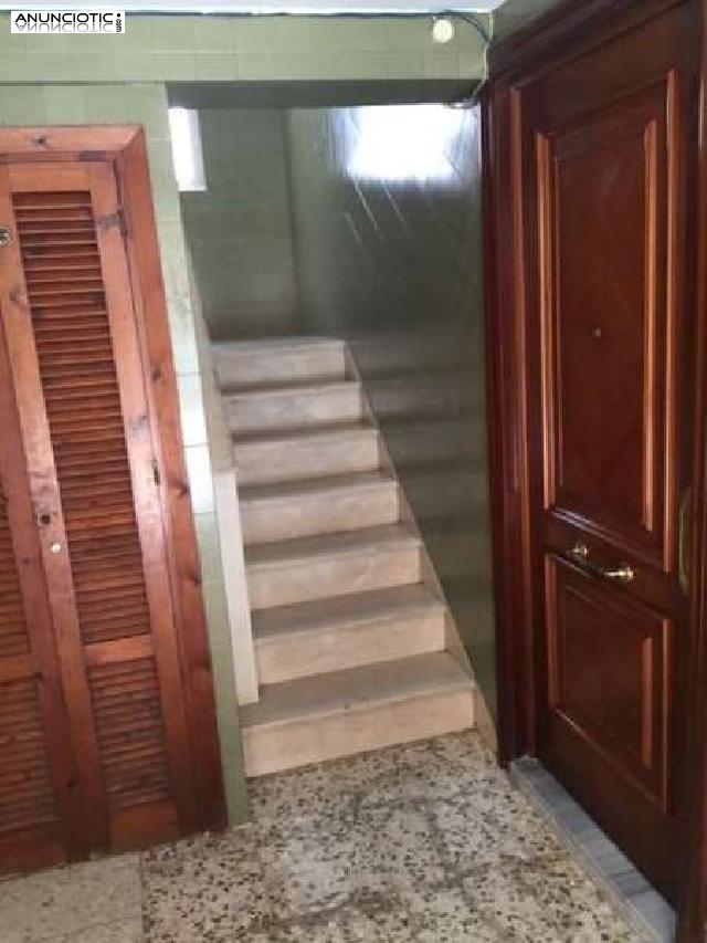 Se vende piso en la zona viaplana 