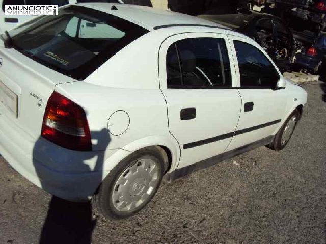 Despiece opel astra g berlina club 1.6