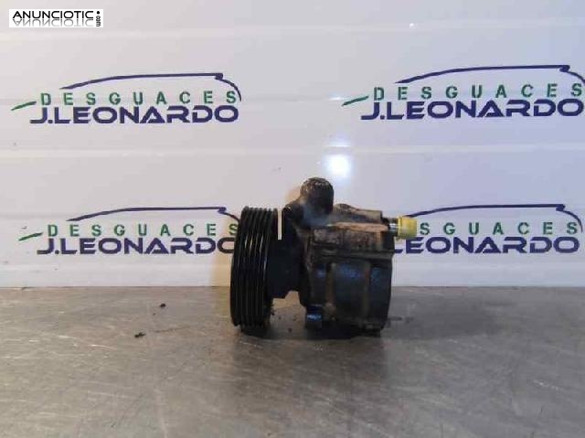 Bomba dirección de renault 175137