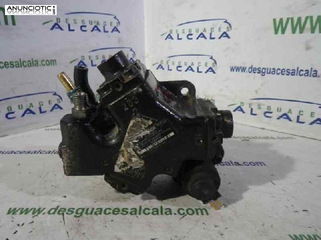 Bomba inyectora0445010122 de opel