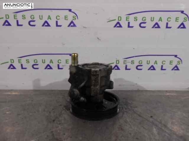 Bomba dirección de renault 181619 