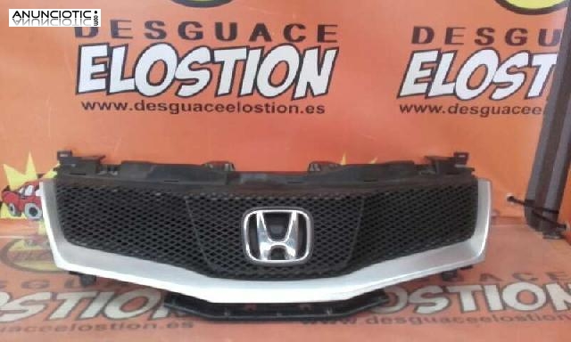 Rejilla delantera honda civic año 2009