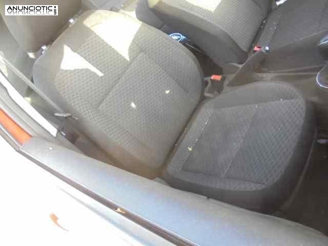 Asiento delantero derecho 3691132