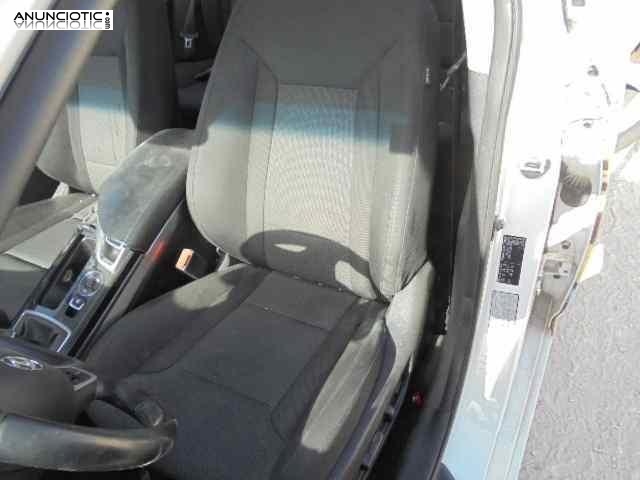 Asiento delantero izquierdo 3491519