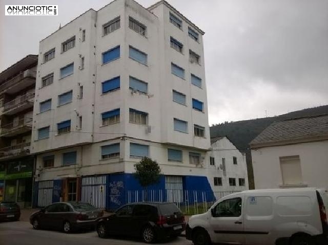 Edificio reformado por 1.295.375 ?