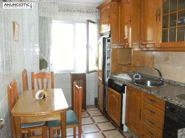 Se vende 4 piso ascensor muy luminoso en la 