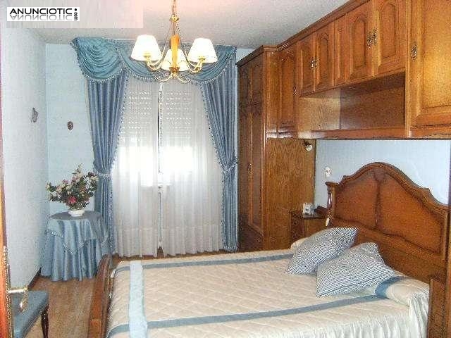 Se vende 4 piso ascensor muy luminoso en la 