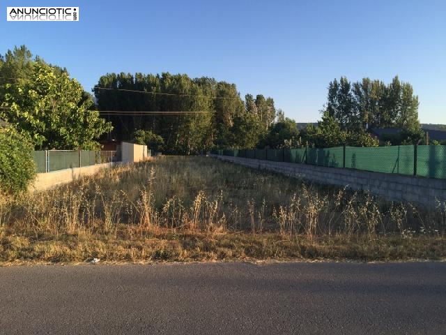 Se vende terreno rustico de 1600m2, edificable