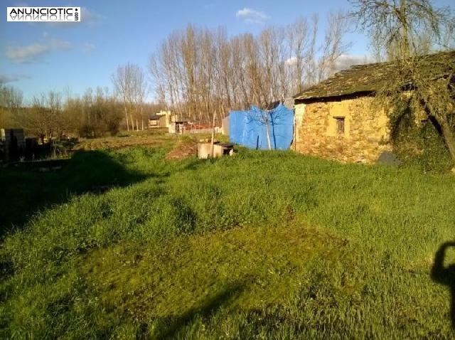 Terreno urbano de 367 m en ponferrada