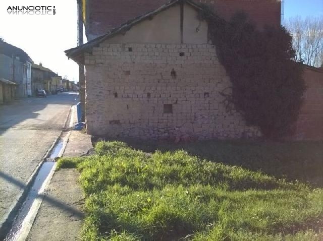 Terreno urbano de 367 m en ponferrada