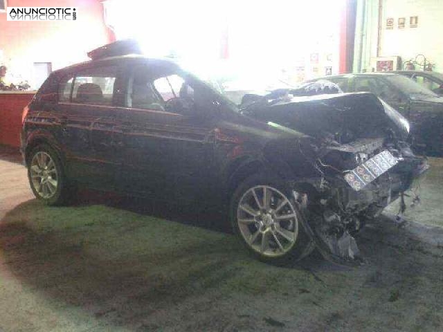 Despiece de opel astra h berlina cosmo