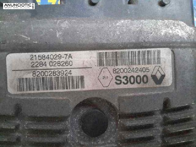 Centralita motor uce 8200283924 de