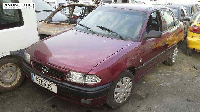 Elevalunas 1153300 opel astra f berlina 