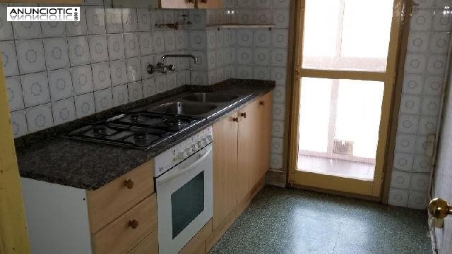 Formidable piso en lleida de 73 m2