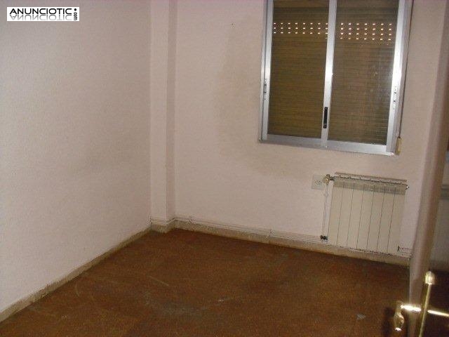 Piso en lleida de 3 habitaciones con 77m