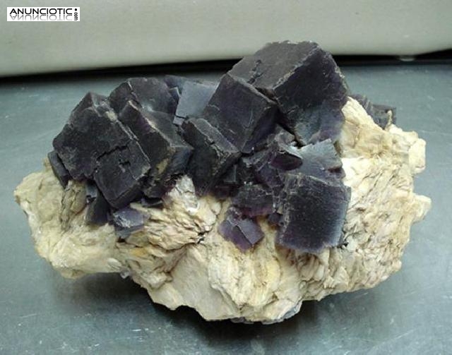 Pieza extraordinaria de museo cristales la fluorita