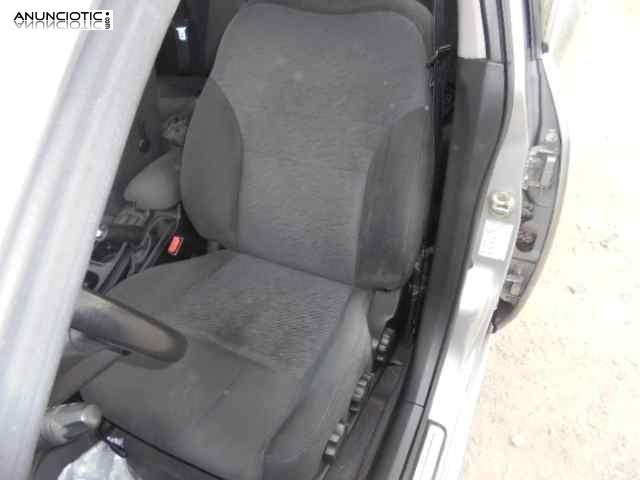 Asiento delantero izquierdo 3419719