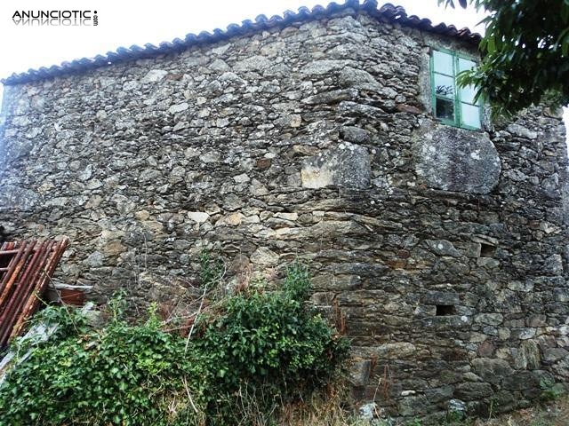 Se vende casa piedra a restaurar en outeiro p 