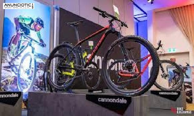 2019 CANNONDALE, 2019 Trek Super Commuter+ 8S $2,150