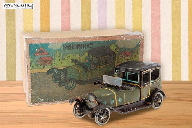 Minic, coche 1052 en su caja original 1940.