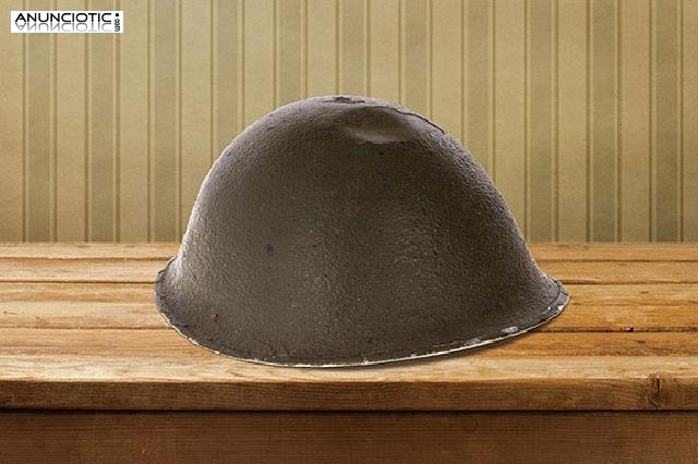 Antiguo casco militar, años 40