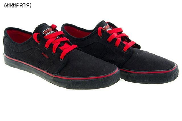 Zapatillas vision negras y rojas talla 44.5