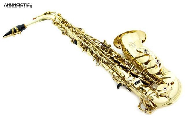 Saxofón alto marca stagg 77 sa